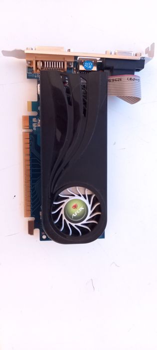 Видеокарта GT520