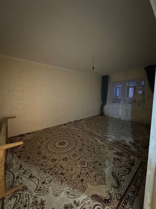 Левый берег 68 үйден 3 бөлмелі 2 қабатта