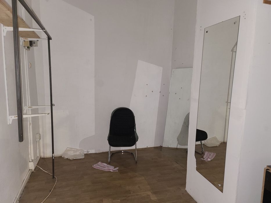 Închiriez spațiu comercial 10mp