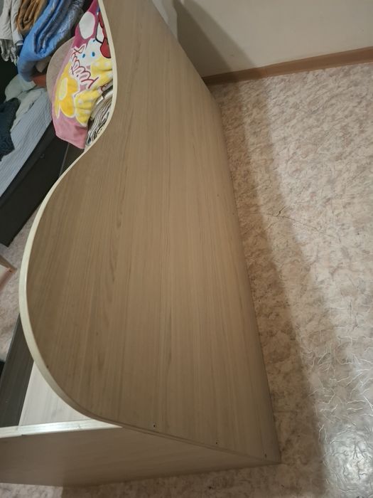 Продам кровать б/у