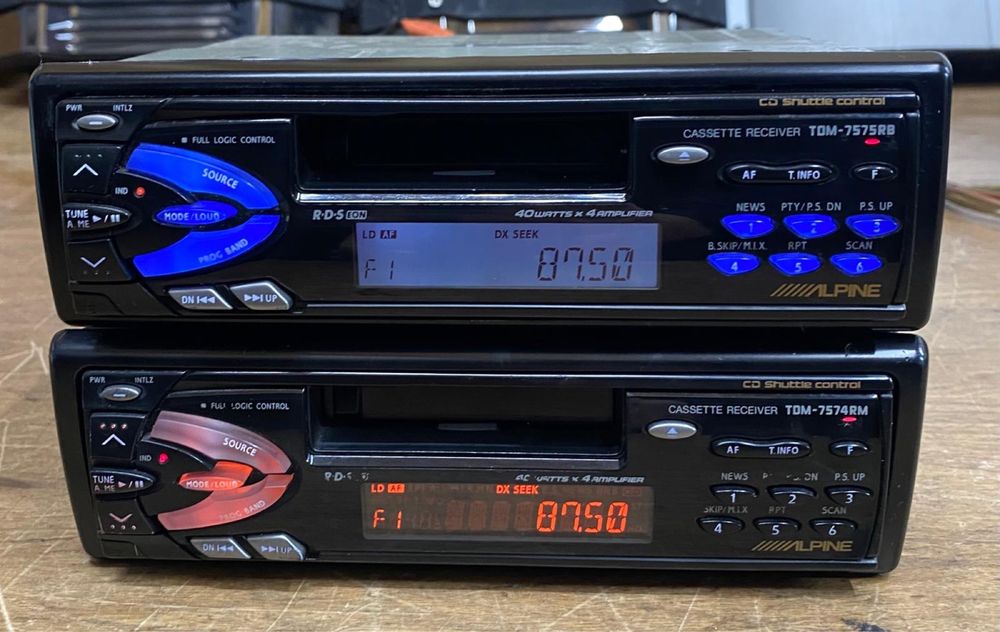 Player caset auto Alpine TDM 7575/7574 old school