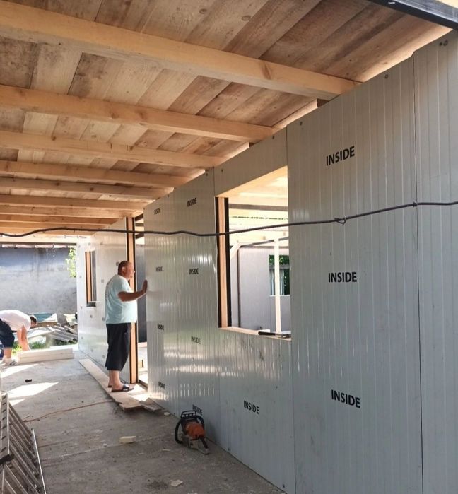 Executăm container modulare