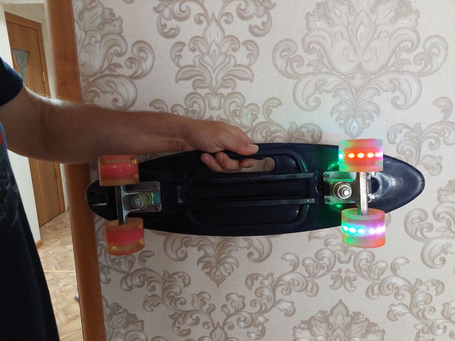 Продам скейтборд