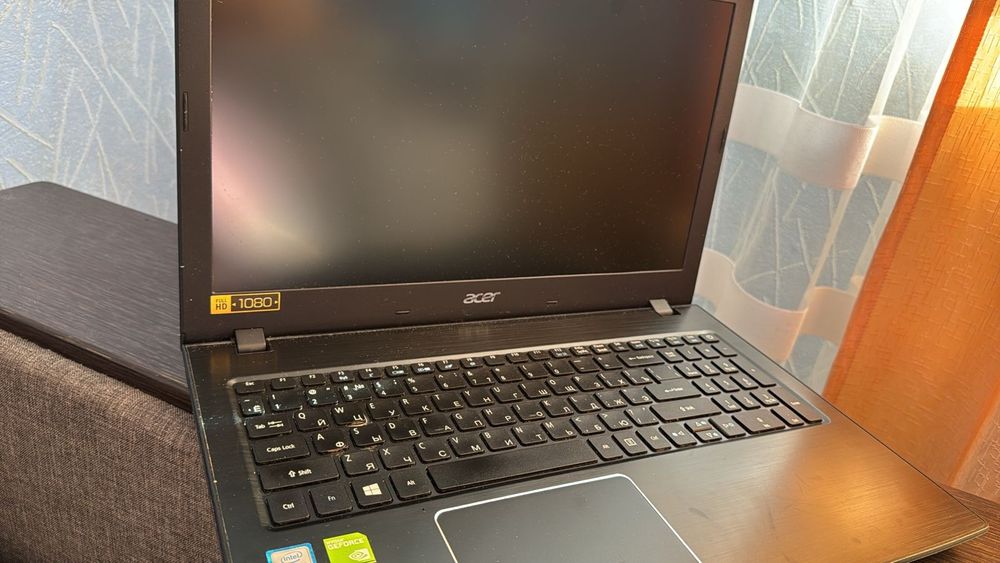 Продам ноутбук acer aspire E5 576 series