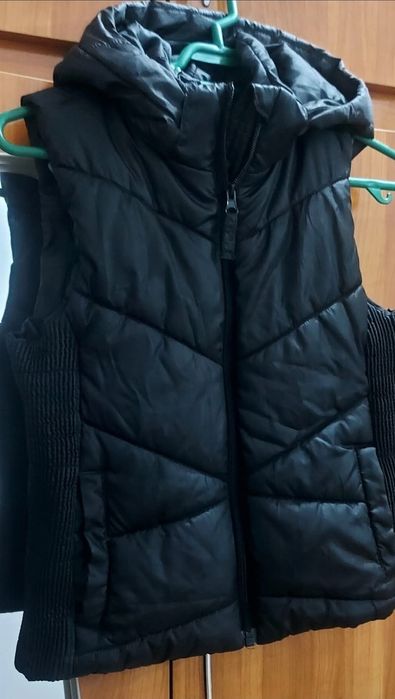 Vesta fâș H&M 134-140 cm