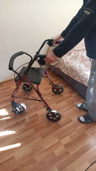cadru mobil pentru persoane cu dizabilitati