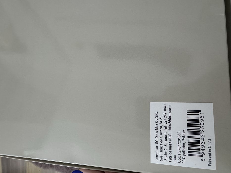 Fata de masa Mobexpert noua