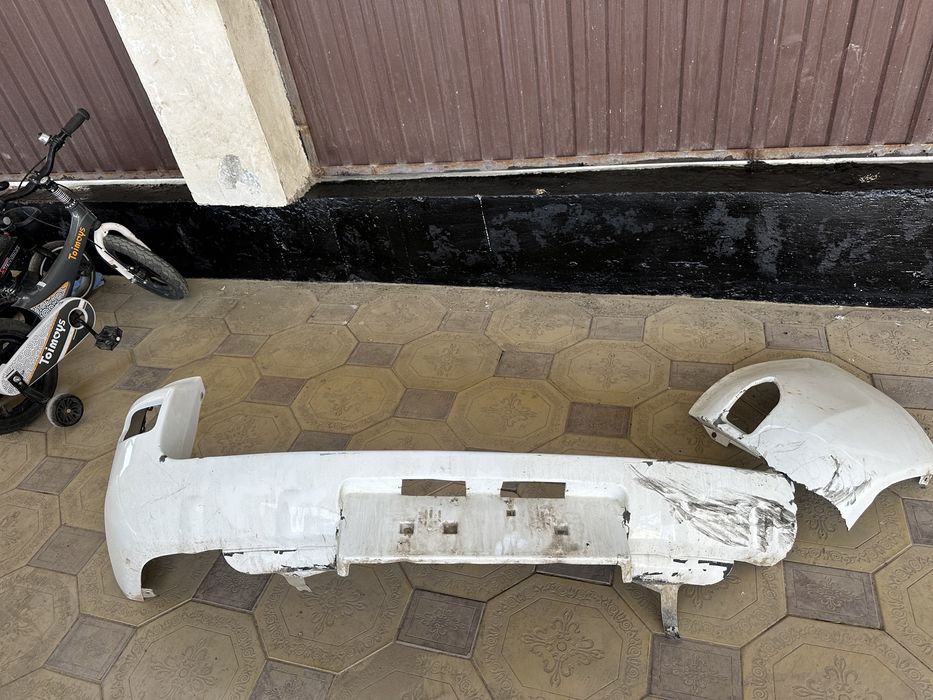 Срочна продам бампер Рав4, 2007 европеец