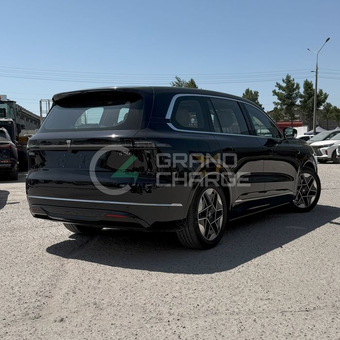 Deepal S09 sotuvda Tayyor