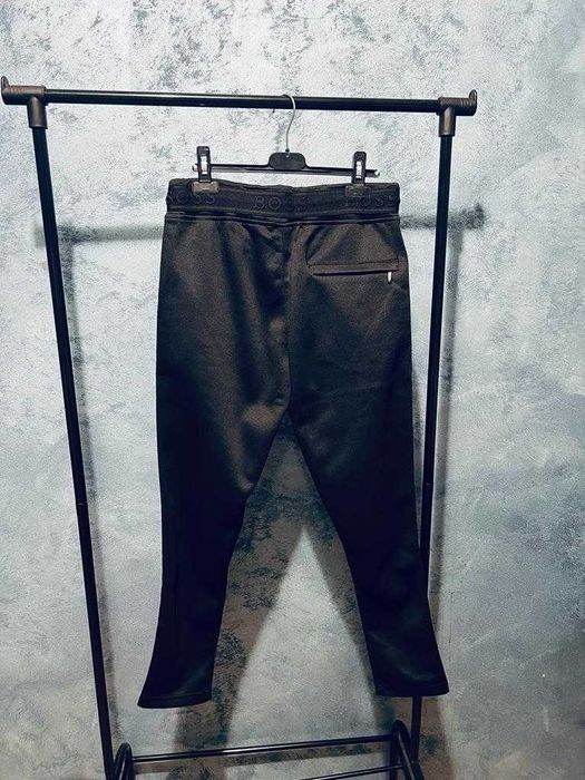Pantaloni Hugo Boss Lichidare De Stoc