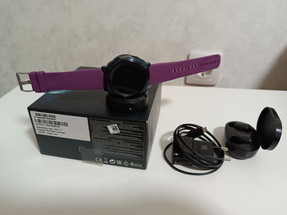 Спорт часы Samsung sport gear