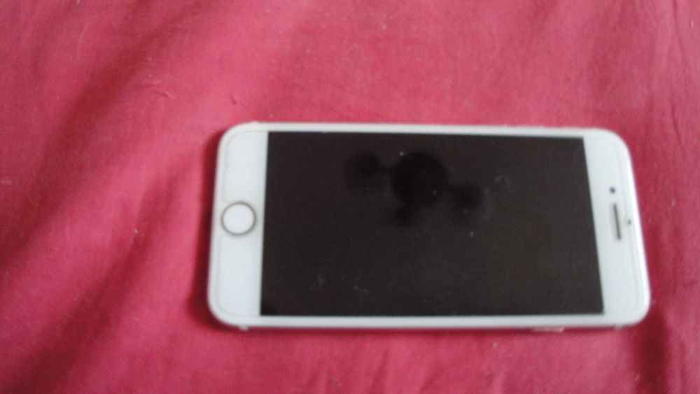 Продавам телефони