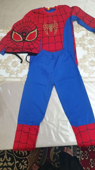 Человек паук.кийими сотилади.СПАЙДЕРМЕН .2йошдан 5 йошгача2 йошдан 5 й