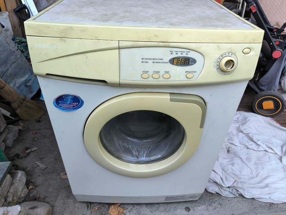 Продается стиральная машинка Samsung на запчасти
