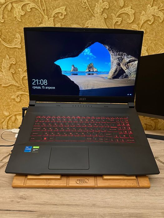 MSI Katana GF76 / i5 11400H / GTX 1650 / 1TB SSD