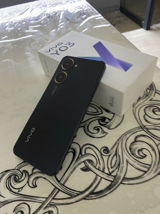 Виво у03 в идеальном состояние.