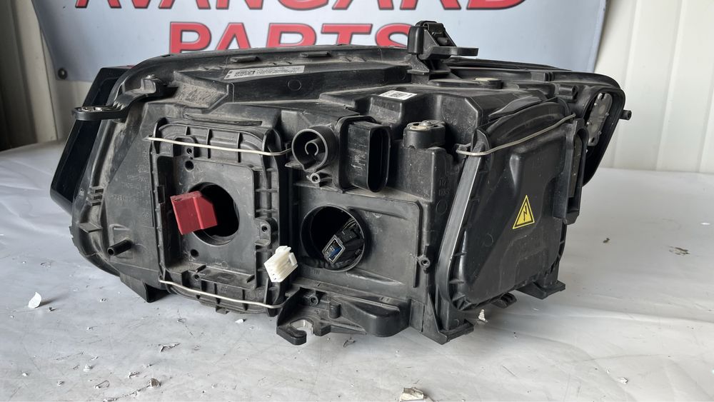 десен фар Audi Q5 8R facelift (2012-2016)