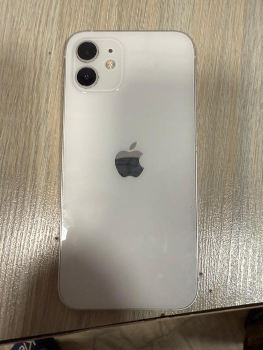 Продам iphone 12