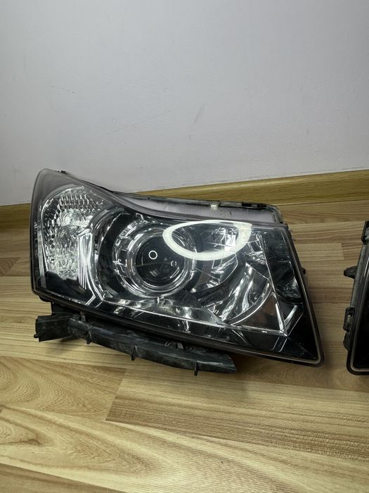 Фары BI-LED на Шевроле Круз