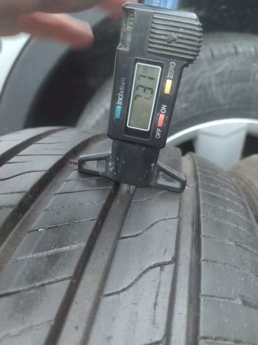 Почти нови 2бр.215/55/17 Good Year UGP dot4824