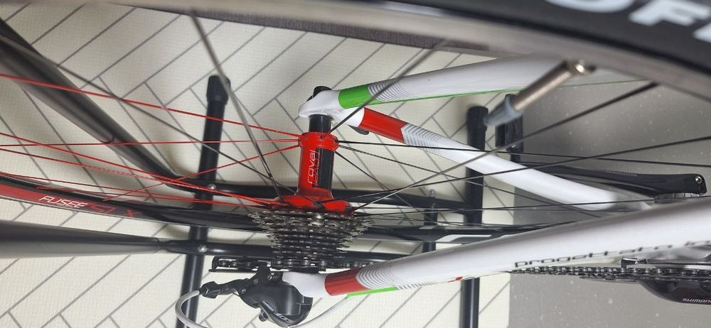 Шоссейний велосипед Colnago CLX 3.0 карбонивий
