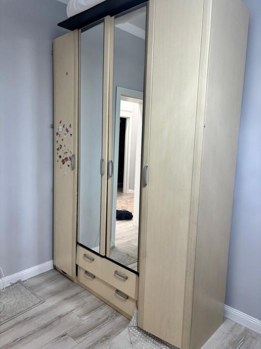 Спальный шкаф сатылады