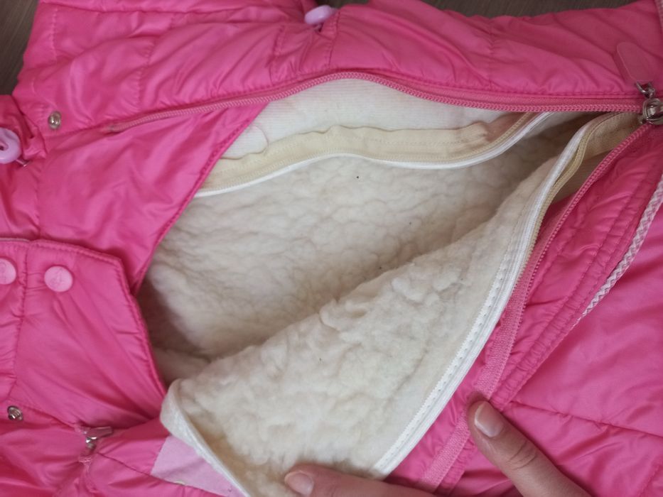 Продам зимний комбинезон трансформер