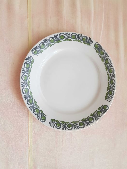 Farfurii intinse 12 buc