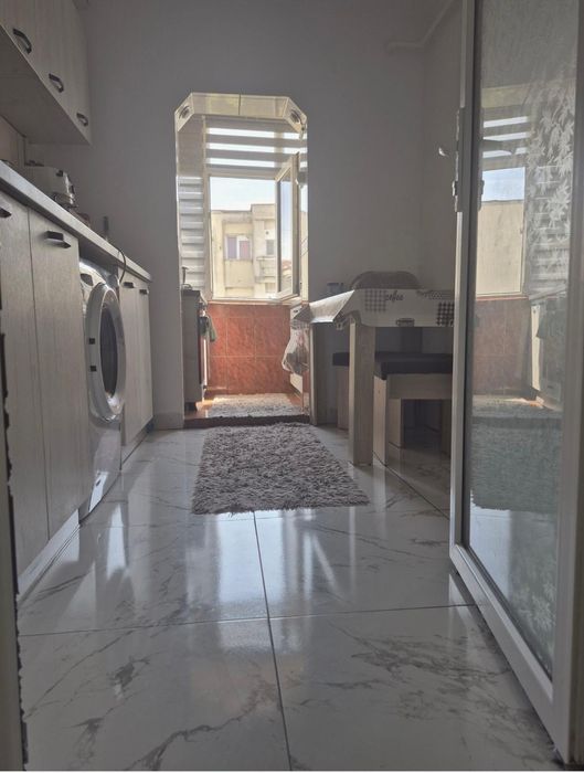 Apartament cu 3 camere