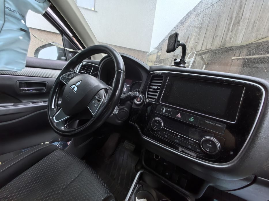 Mitsubishi Outlander 2017 avariat