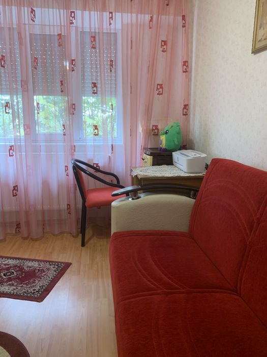 Vând apartament în mun. Caracal, 3 camere, vizavi de Penny - direct proprietar