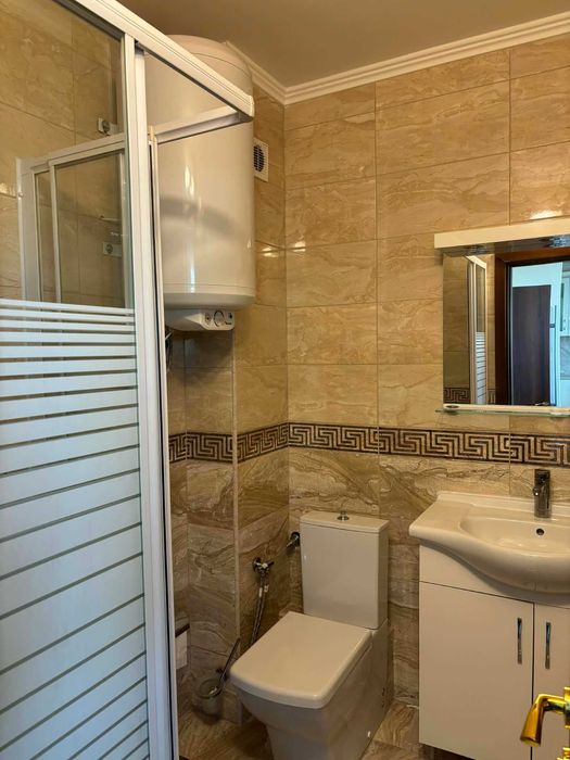 Продава се Тристаен апартамент в Силистра, Център - 115 кв.м за 821 €/кв.м - Снимка #11