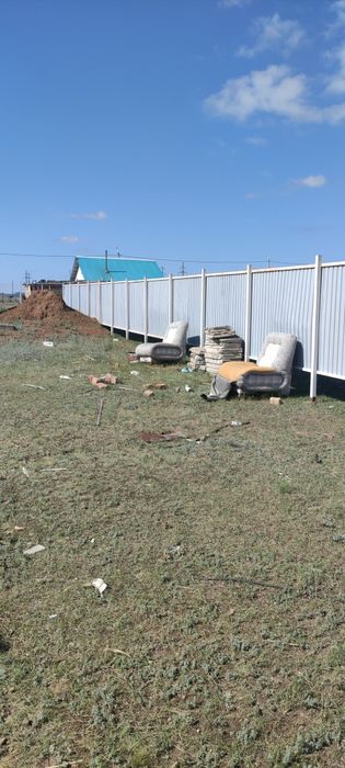 Продам участок 12 соток с недостроиным домом