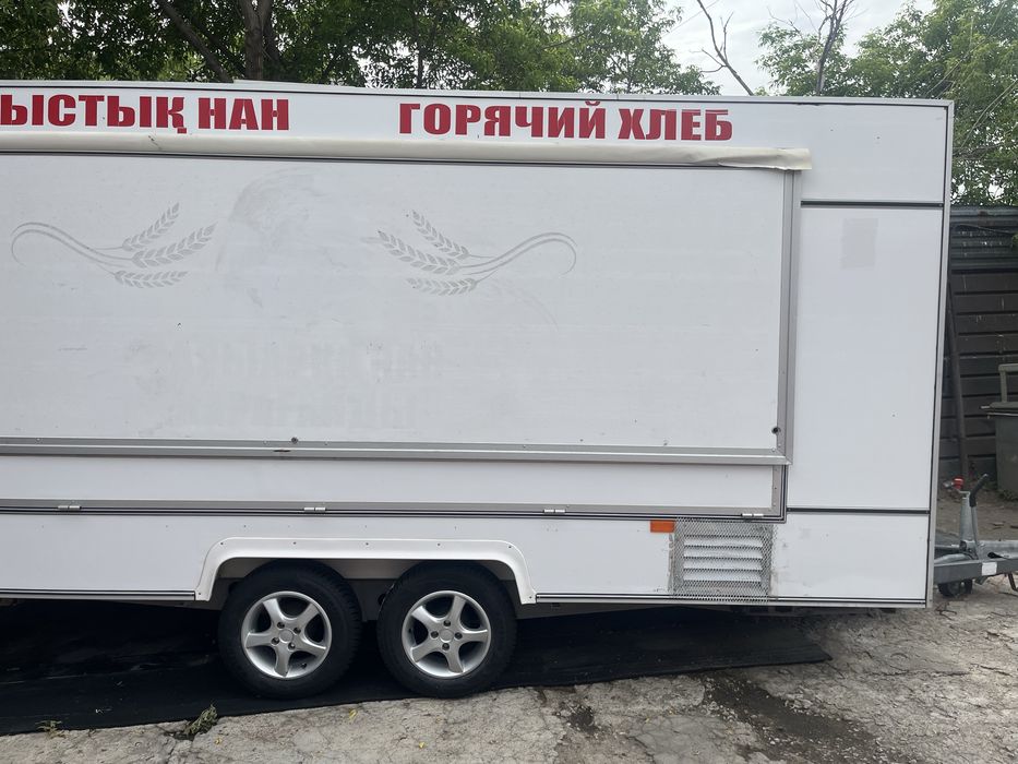 Прицеп автолавка .