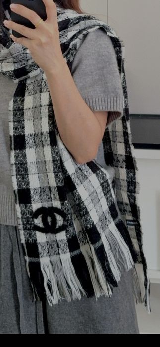 Fular Chanel,  model 2026