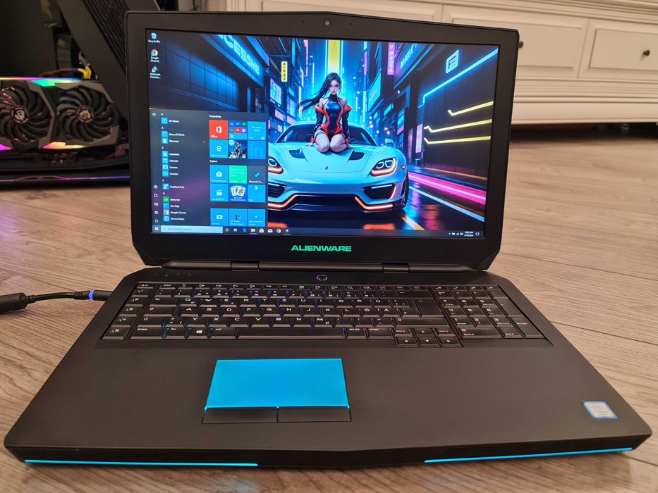 Laptop gaming ALIENWARE, intel core i7 , video 8 gb Nvidia , 17,3 inch