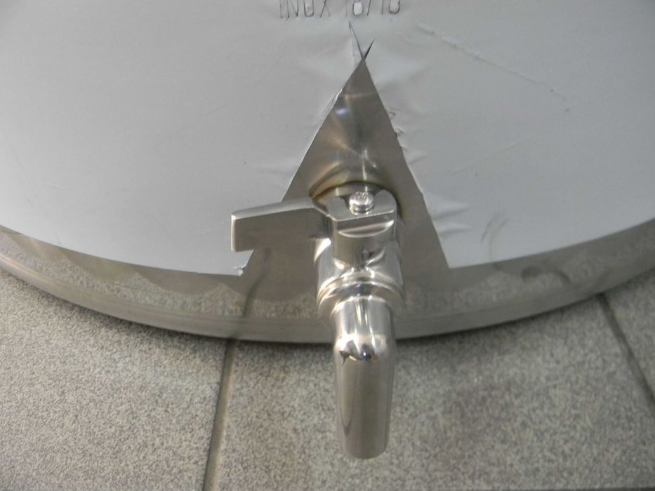 Butoi Toscana inox 200 ltr+capac flotant+pompa+robinet inox-Italia