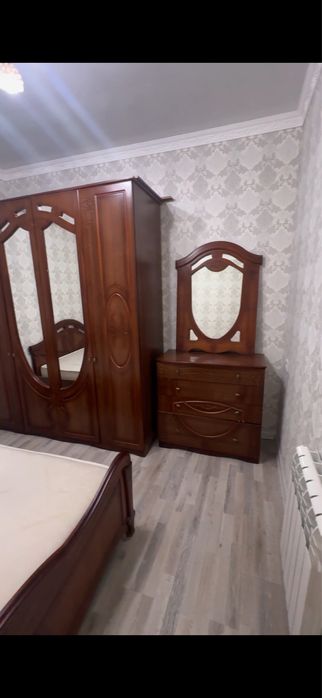 Продам спальный гарнитур