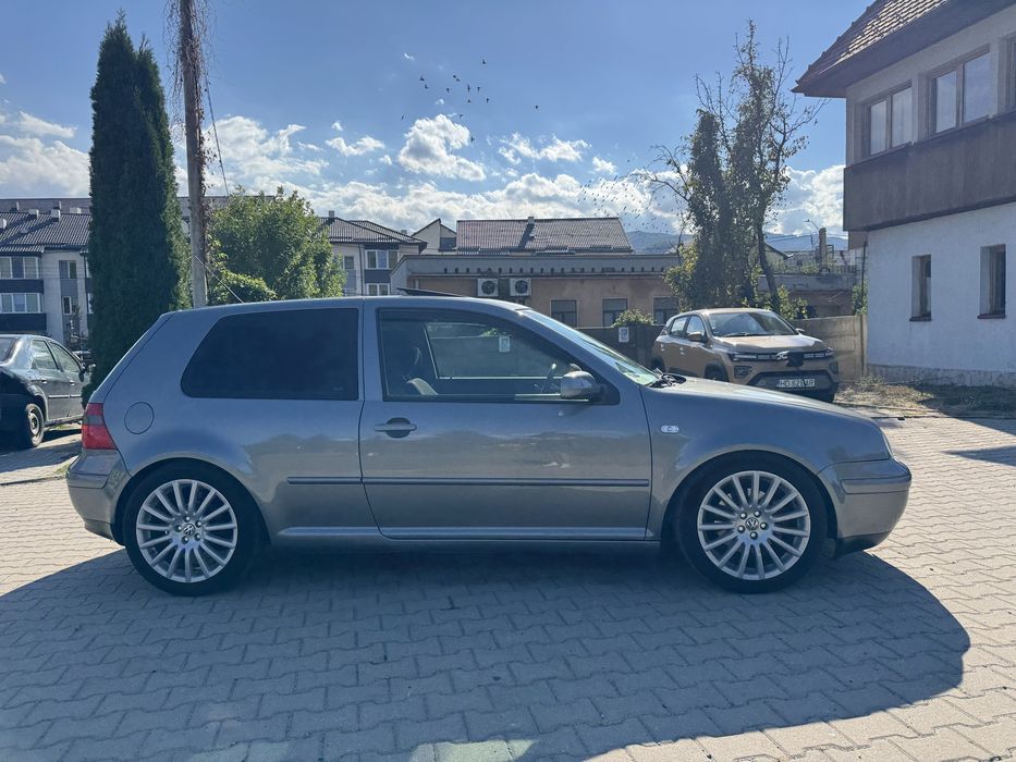 Vând golf 4 1.8 t gti