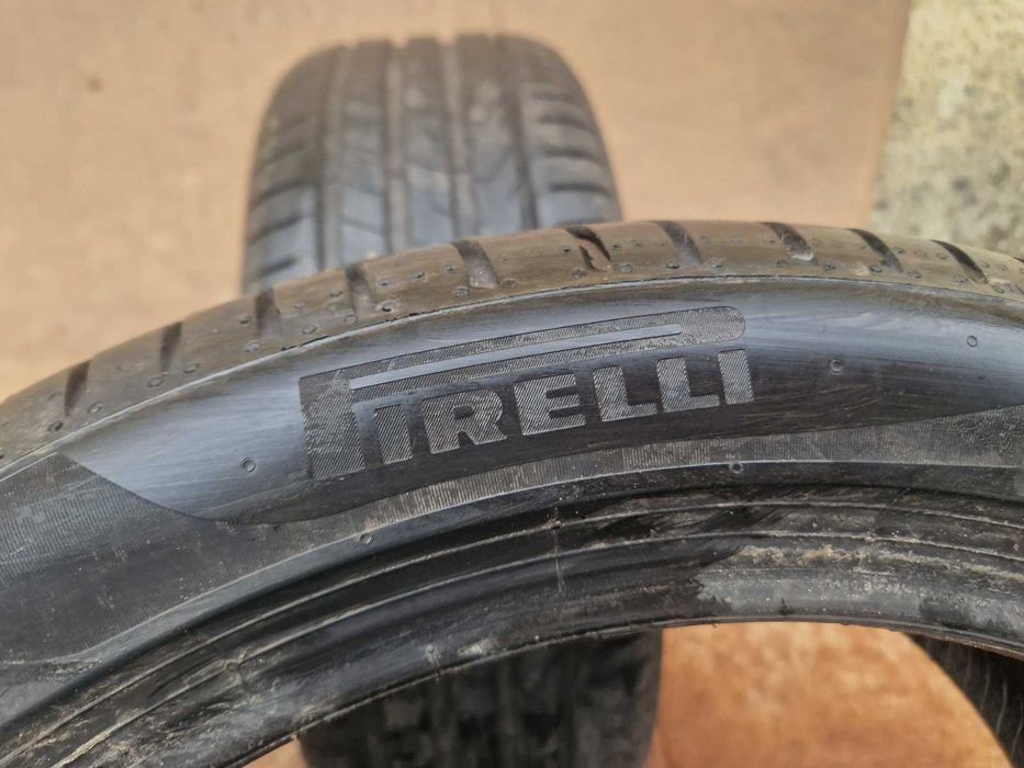 2 Pirelli R18 225/45 Летни гуми  DOT0321