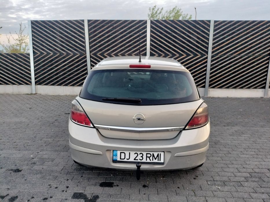 Opel Astra H  1.7 CDTI