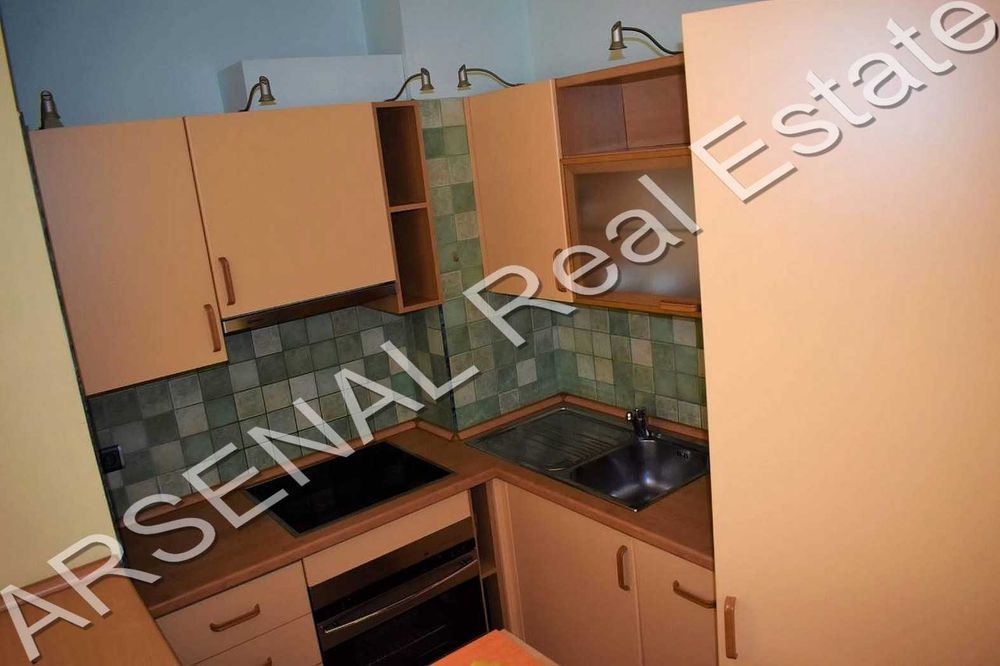 Дава се под наем Тристаен апартамент в София, Лозенец - 120 кв.м за 750 € - Снимка #1