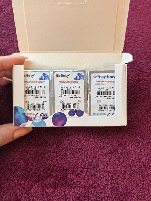 Lentile de contact lunare Biofinity