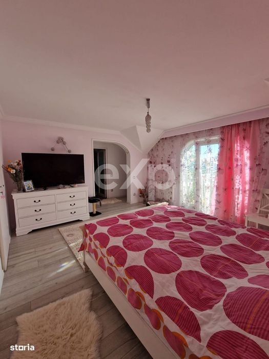 Casa de vanzare  225 mp ,Marginenii de Sus , DB