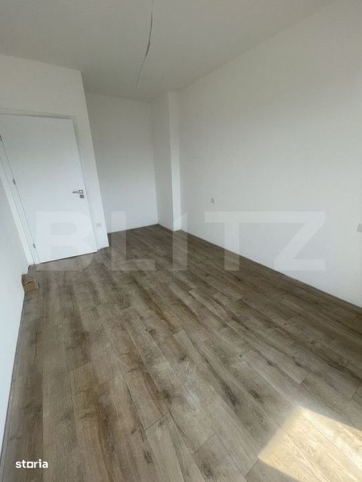 Apartament de vanzare, cu 3 camere, balcon mare, panorama superba, com — fotografia 3