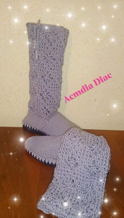 Cizme croșetate lungi