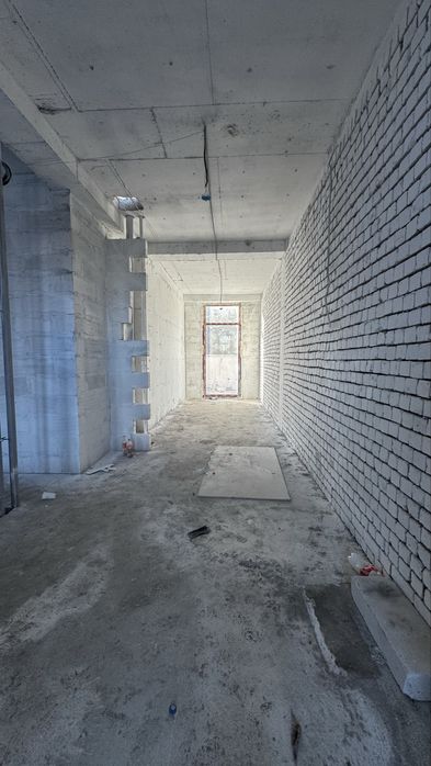 Продаётся коммерческое помещение на Юнасабаде 8