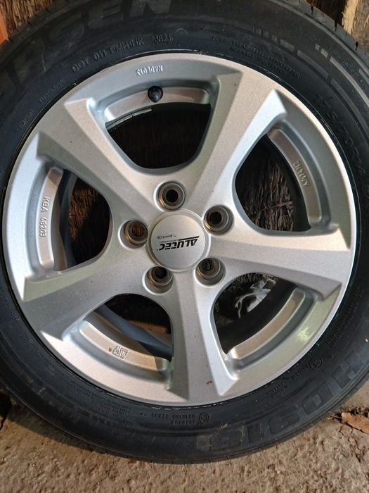 175 70 14 джанти с чисто нови гуми