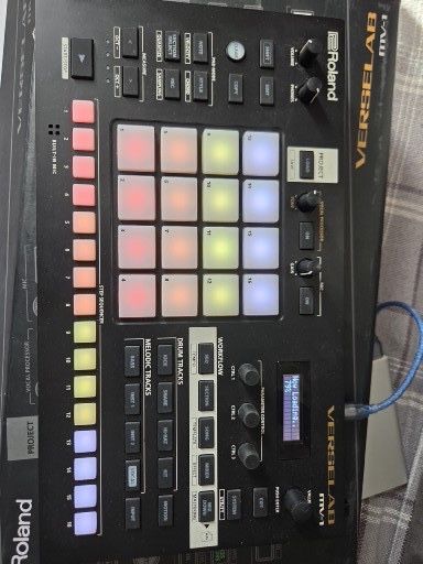 Roland Verselab MV-1