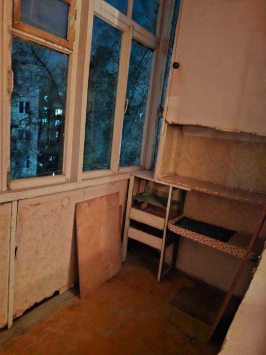 СРОЧНО !! Продаётся квартира в Яшнабаде 1/3/4 ( 33 кв/м ) Авиасозлар 3